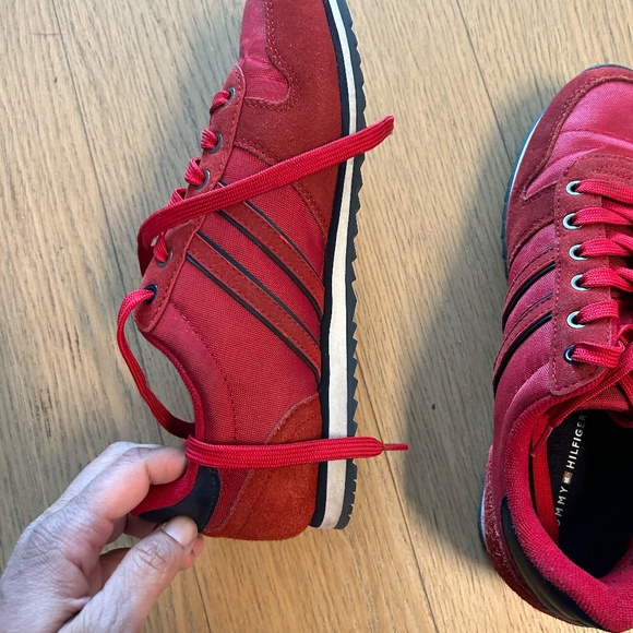 sneaker - Picture 2 of 5